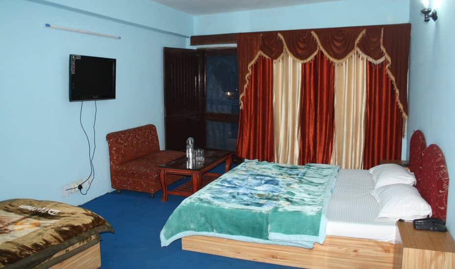 Hotel Highway Inn Manāli Exteriér fotografie
